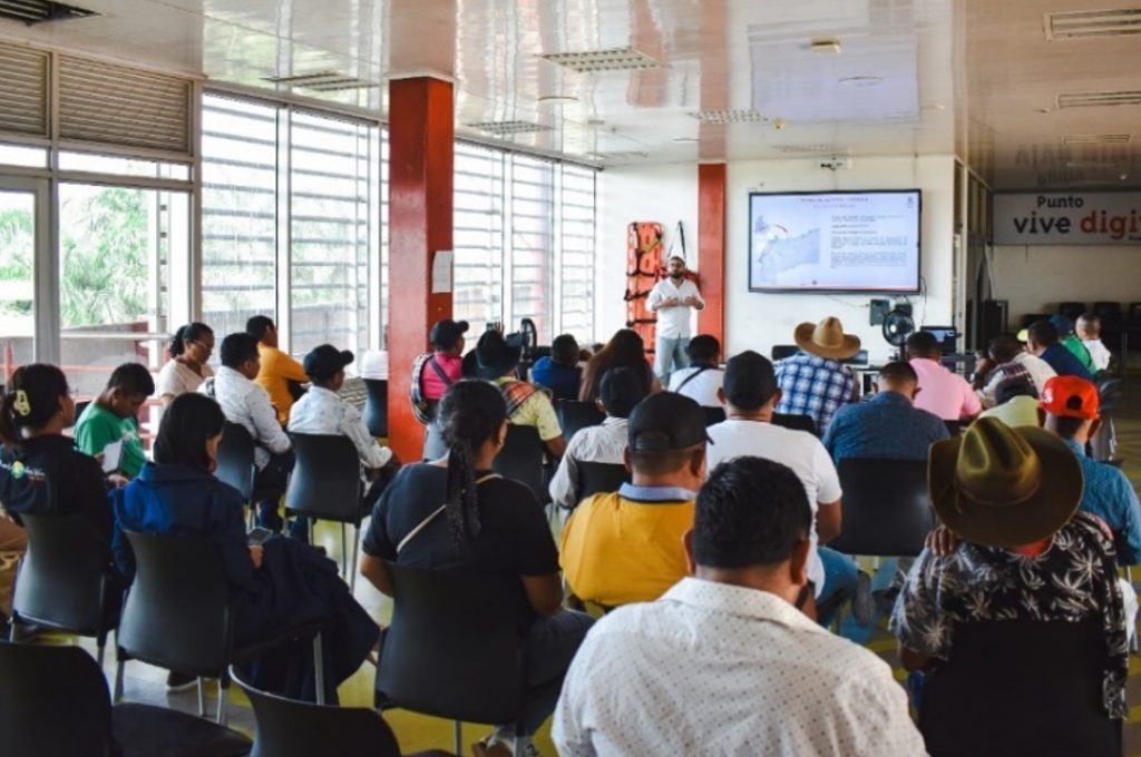 Reunión con líderes indígenas para la socialización del proyecto Conexión férrea Andes- Orinoquía (Villavicencio Puerto Gaitán)